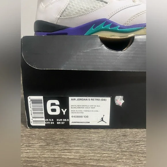 Jordan retro grape 5s - Picture 3 of 6